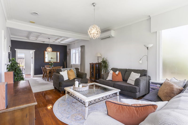 Move In Before Christmas!64295087199363111