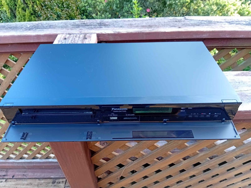 Panasonic DMR-PWT530 BlueRay Player , with 500gb Twin Freeview HDD Recorder Carousel 2