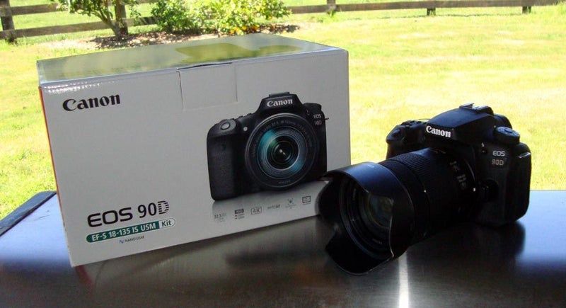 CANON EOS 90D + B-I-G ZOOM LENS - SHUTTER COUNT ONLY 8%64363777555971111