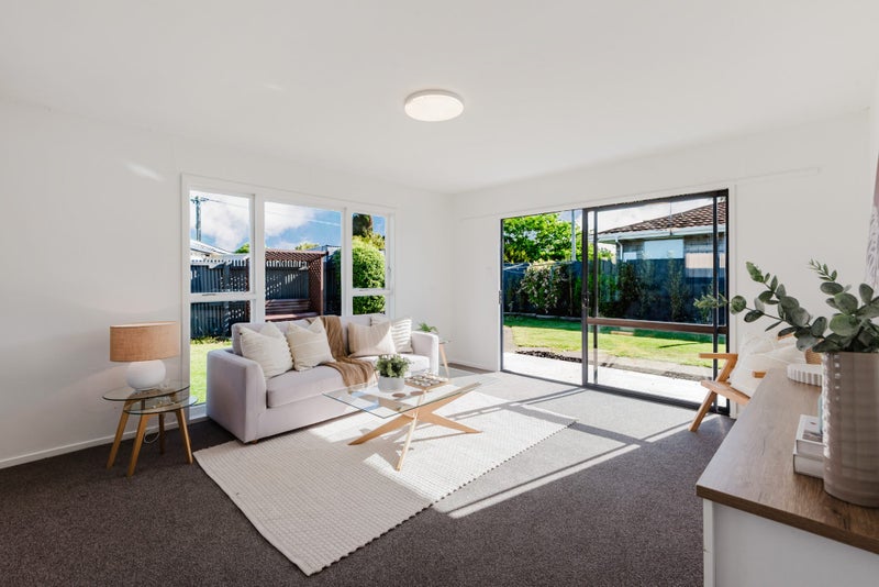 Sleek, Stylish & Ready to Move In!64295398828163113