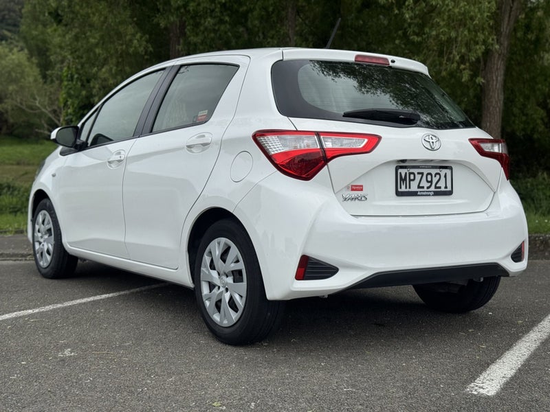 2020 Toyota Yaris Gx 1.3P/4At64295694860291112