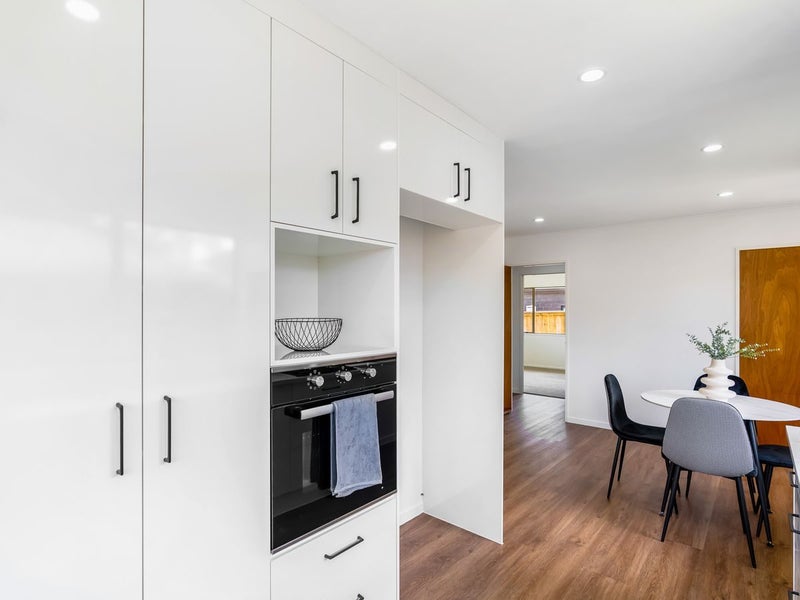 Renovated Brick & Tile!64295892465410114