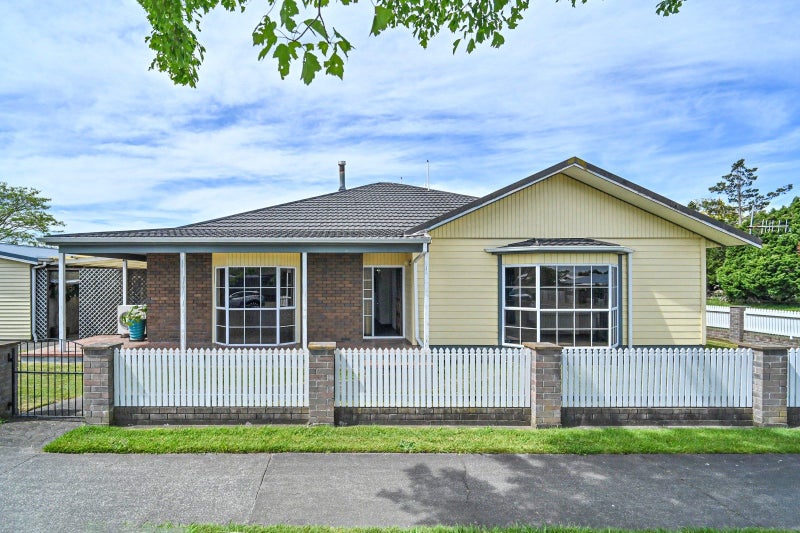 First time on the market in 33 years!64373348937987110