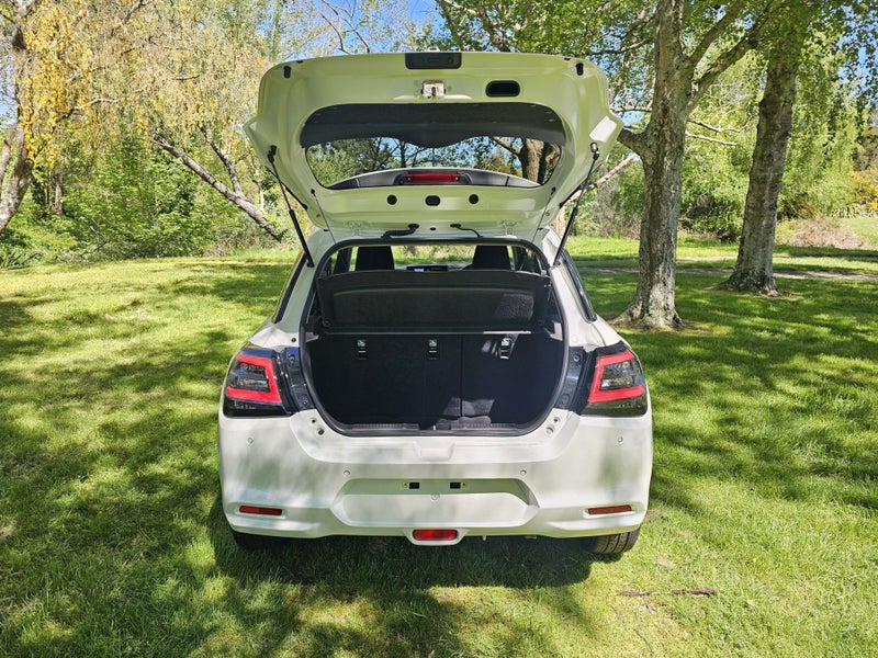 2025 Suzuki Swift GLZC 1.2PMH/CVT64296094011649114