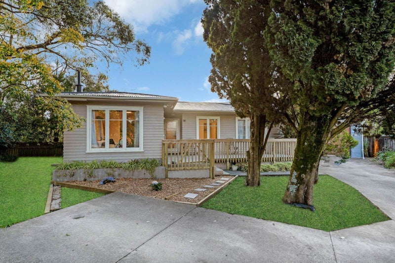 3 Incomes - 835sqm - MUST SELL!64373868098178110