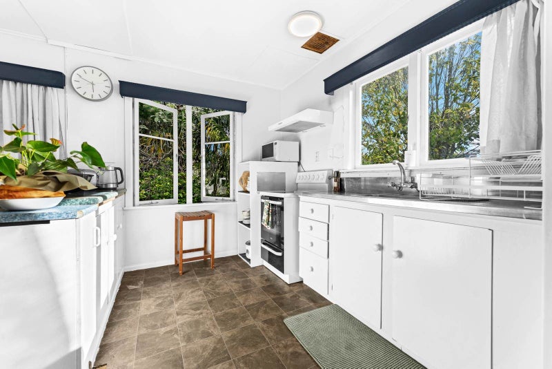 3 Incomes - 835sqm - MUST SELL!64373868098178112