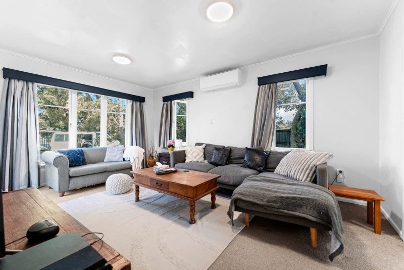 3 Incomes - 835sqm - MUST SELL!64373868098178114