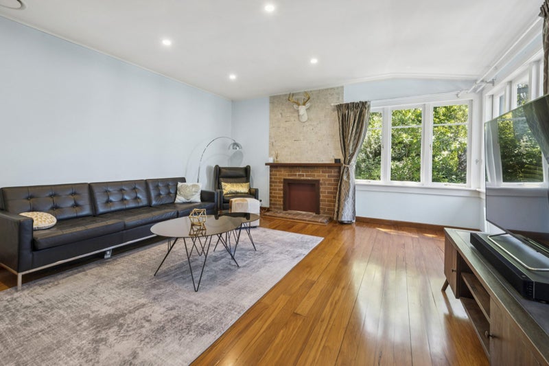 Titirangi Retreat - Sun, Style and Sea Views!64296482935041114