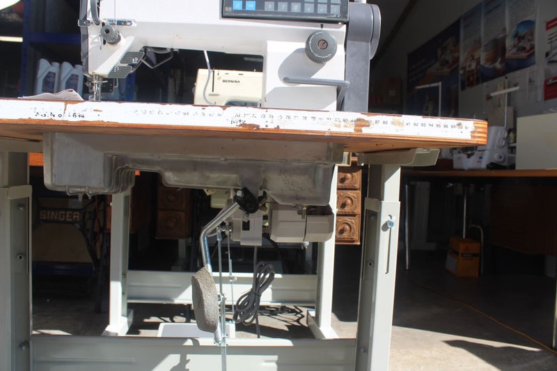 SINGER 691 INDUSTRIAL SEWING MACHINE NEW SERVO MOTOR Carousel 2