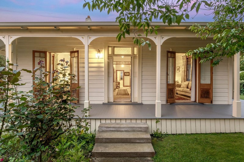 A Timeless Treasure in Cambridge East64296695325186111