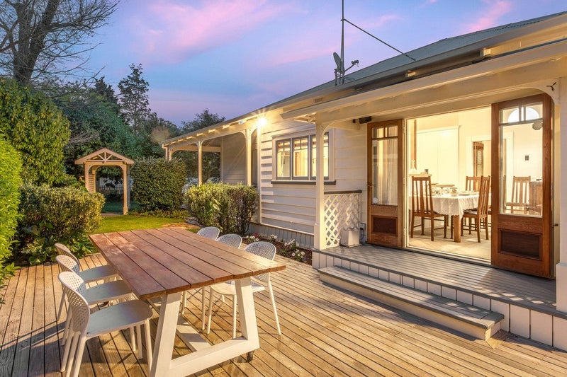 A Timeless Treasure in Cambridge East64296695325186113