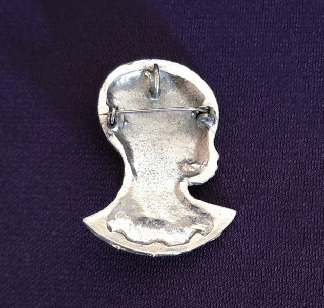 MidCentury silver plated African woman brooch - Varmly Design Carousel 2