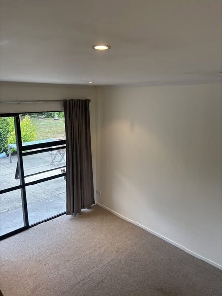 Whenuapai, 6+ bedrooms64537859965059112