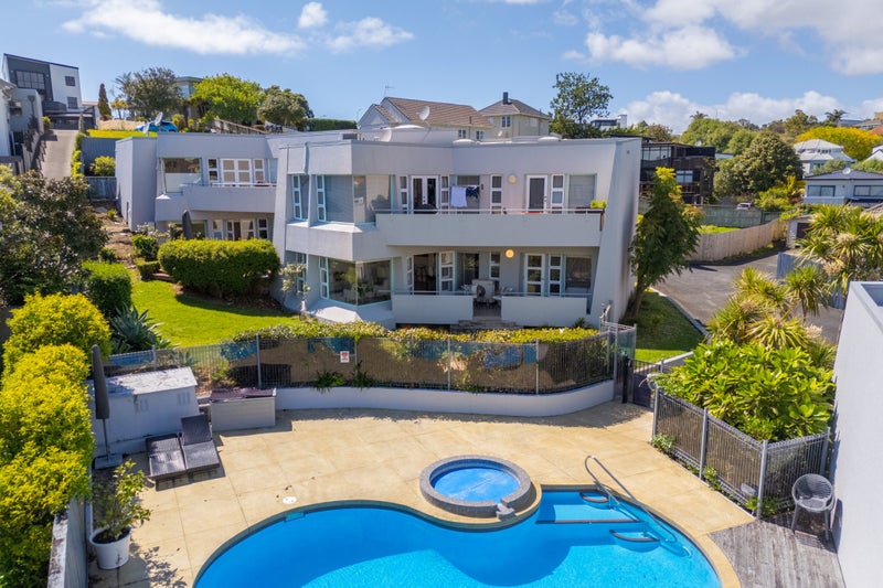 Swim, Sun & Serenity in Orakei64373868145282111