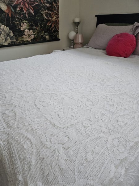 Large Crochet Bed Cover Or Tablecloth Carousel 1