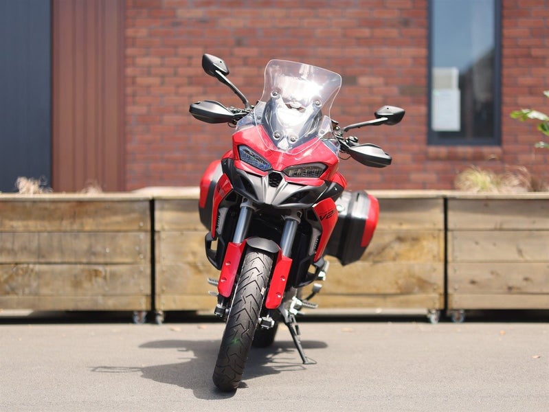 2025 Ducati Multistrada V2S TRAVEL64297699075715111