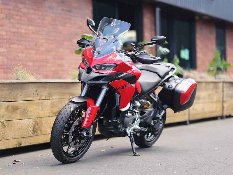 2025 Ducati Multistrada V2S TRAVEL64297699075715112