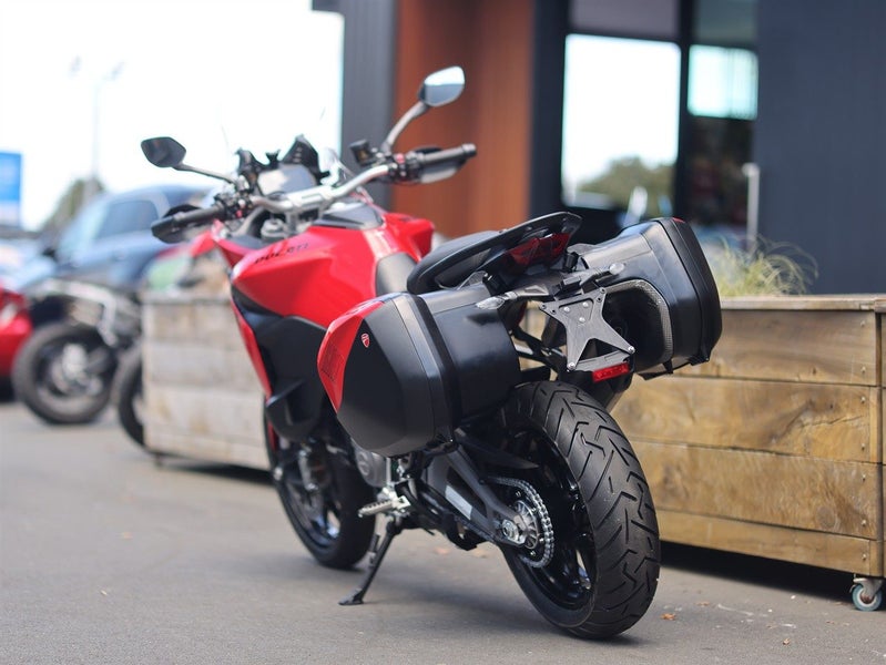 2025 Ducati Multistrada V2S TRAVEL64297699075715114