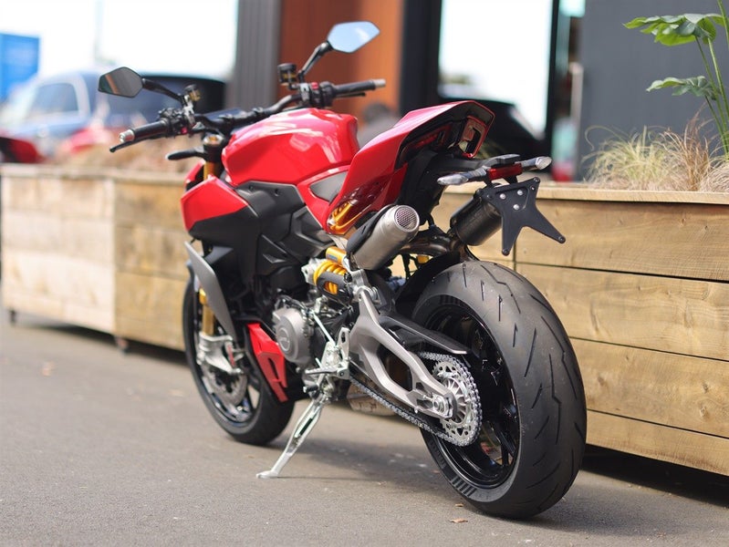 2025 Ducati Streetfighter V2S64297699098755114