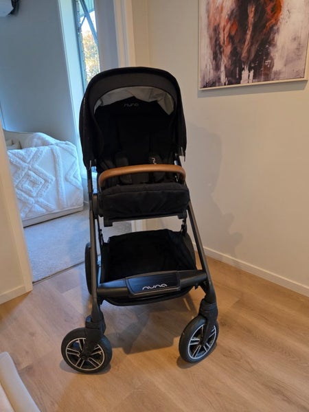 Nuna MIXX Pram - Excellent condition!64297813162370112