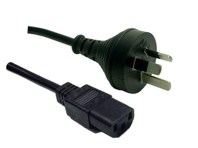 DYNAMIX 3-Pin Plug To IEC Female Plug (5m) Carousel 1