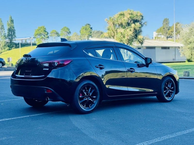 2014 Mazda Axela 15S SPORTS !! BLACK OUT BEAST !!64298302574977111