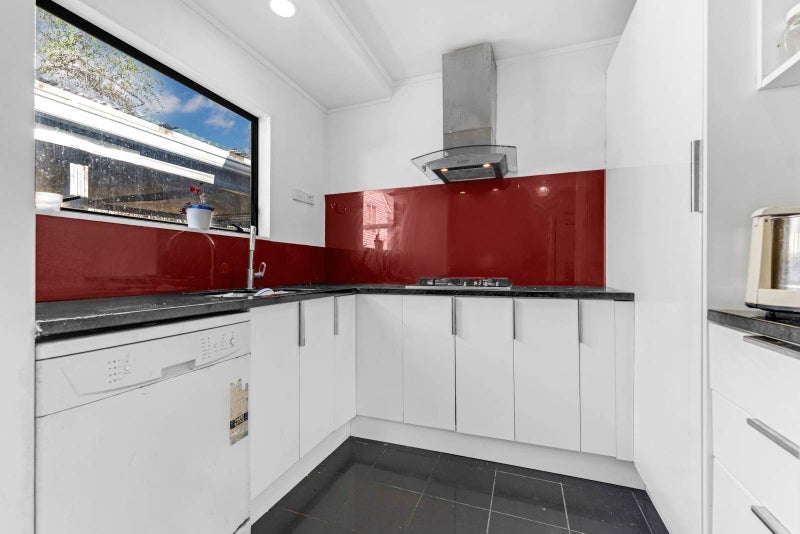 The Perfect First Home Awaits!64300831146370114