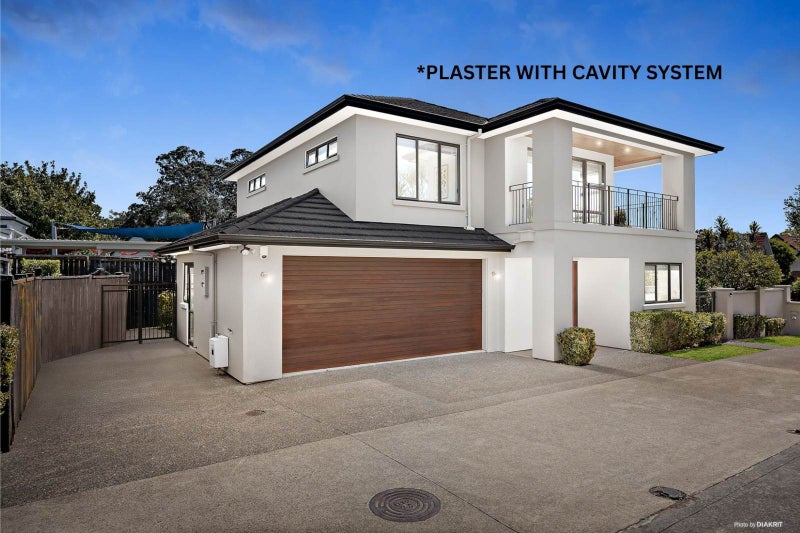 MUST SELL – OWNER MOVING OVERSEAS!64300831197443110