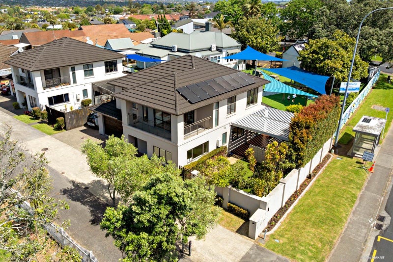 MUST SELL – OWNER MOVING OVERSEAS!64300831197443112