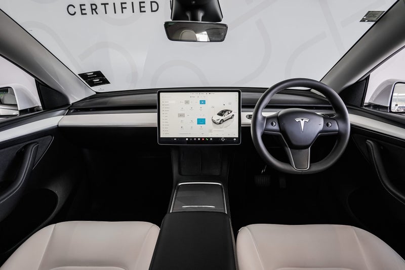 2022 Tesla Model Y Rear Wheel Drive 60K64303870749314111