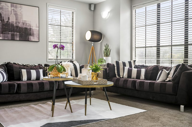 Winning Combination - Superb Location + Motivation64304574355843114