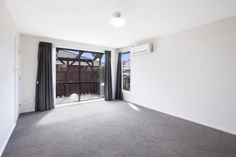 Sunny, Secure & Easy to Love64303969905282112