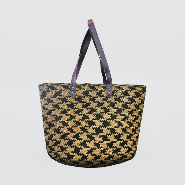 Houndstooth Flaxkete Woven Tote Bag Carousel 1