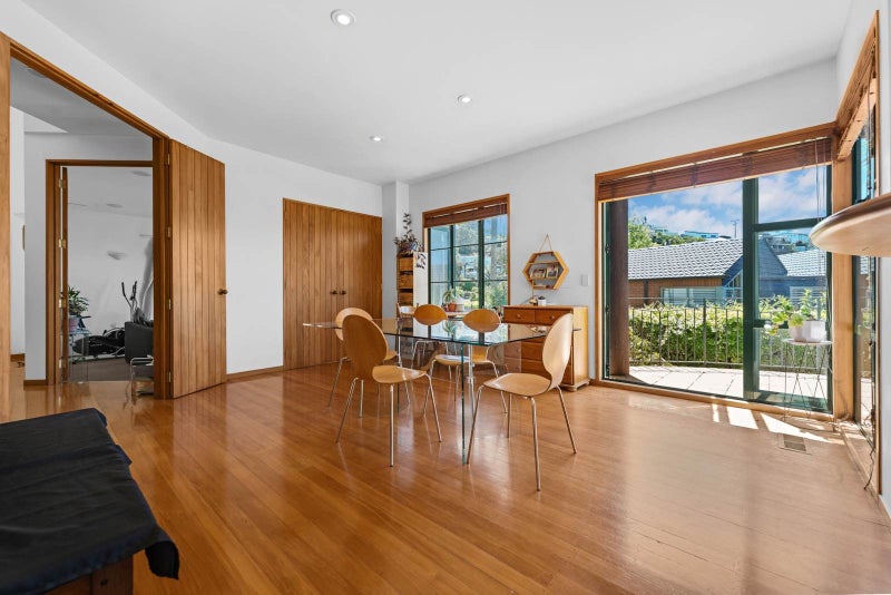 Sea Views & Potential in Rangitoto Zone!64304377754115112