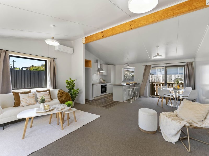 Entry Level Gem64304476287617111