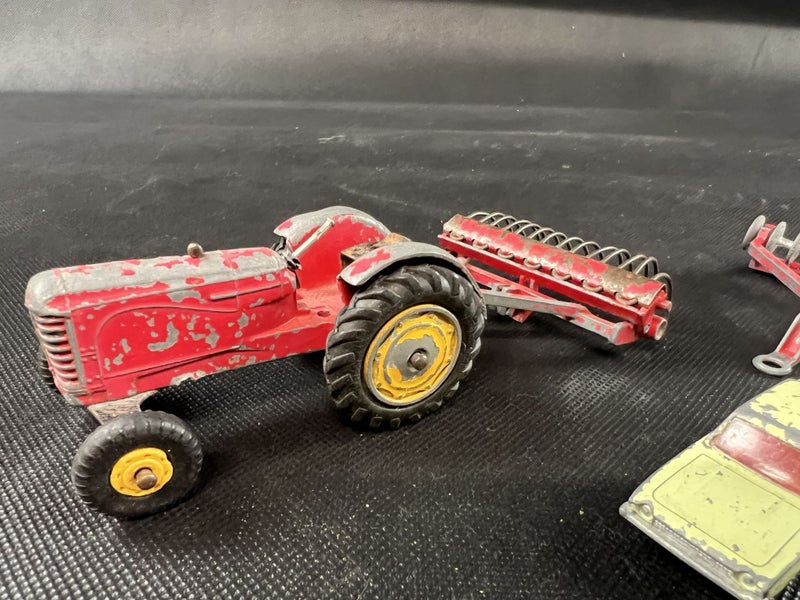 Vintage Dinky Toys & Fun Ho! Farm Implements + Matchbox Ford - Lot W725 Carousel 2