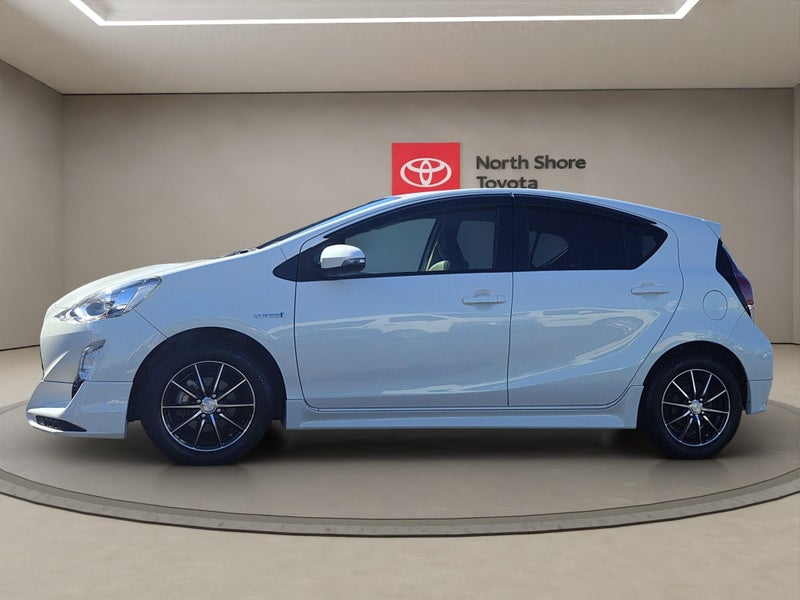 2016 Toyota Aqua 1.5L Hybrid G Soft Leather Hat...64304787923074113