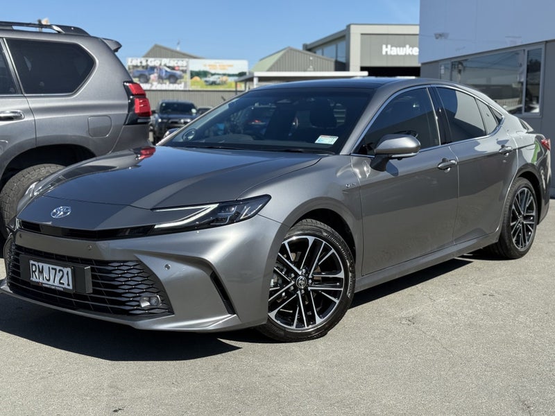 2025 Toyota Camry ZR 2.5P HEV ECVT FWD64304887382915114