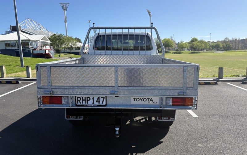 2025 Toyota Hilux SR Extra Cab 4x4 2.8DT 6AT64304990337026114