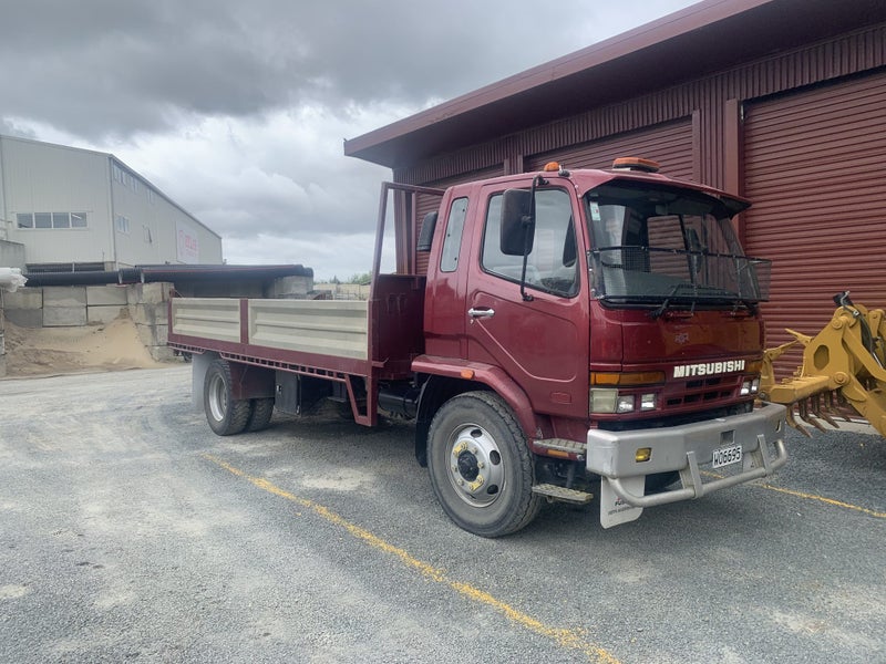 1997 Mitsubishi Fighter 7 Ton Payload!64305081245953110