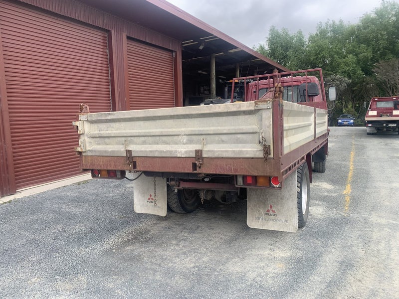 1997 Mitsubishi Fighter 7 Ton Payload!64305081245953111