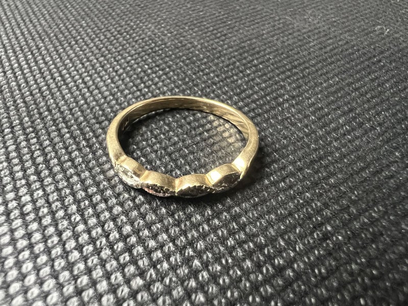 9ct Gold Marquise Style Diamond Band Ring - Lot F306 Carousel 2