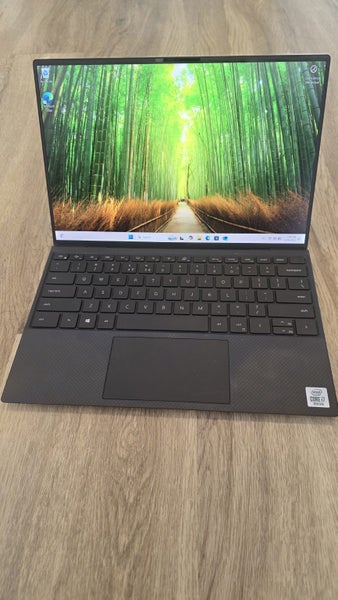 Dell XPS 13 – Ultra-Premium 13" | Stunning Display | Slim & Lightweight64305124301313110