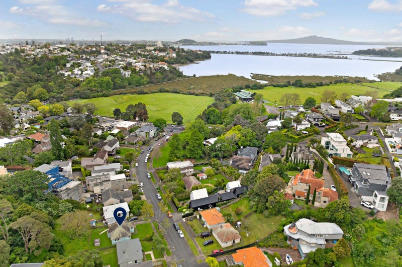 Prestige, position and possibility in DGZ Remuera64314670427266111