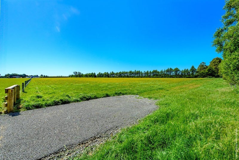 4 Hectares, Endless Possibilities64305195399555114