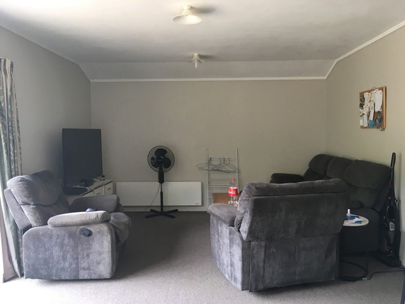 Toi Toi, 2 bedrooms64305290900482113