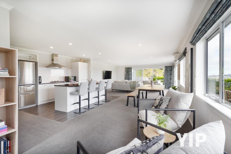 Elevated Single Level Stunner? YIP!64305497546625114