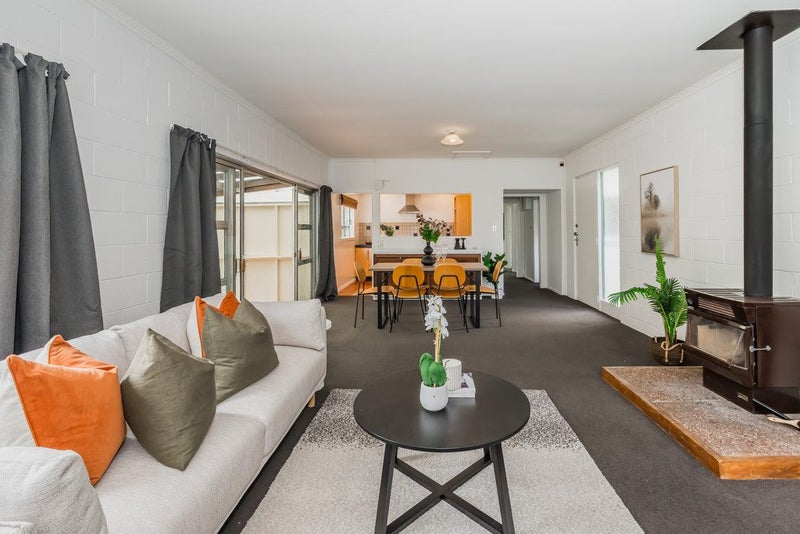 Delightful on Dale!64305497727617112