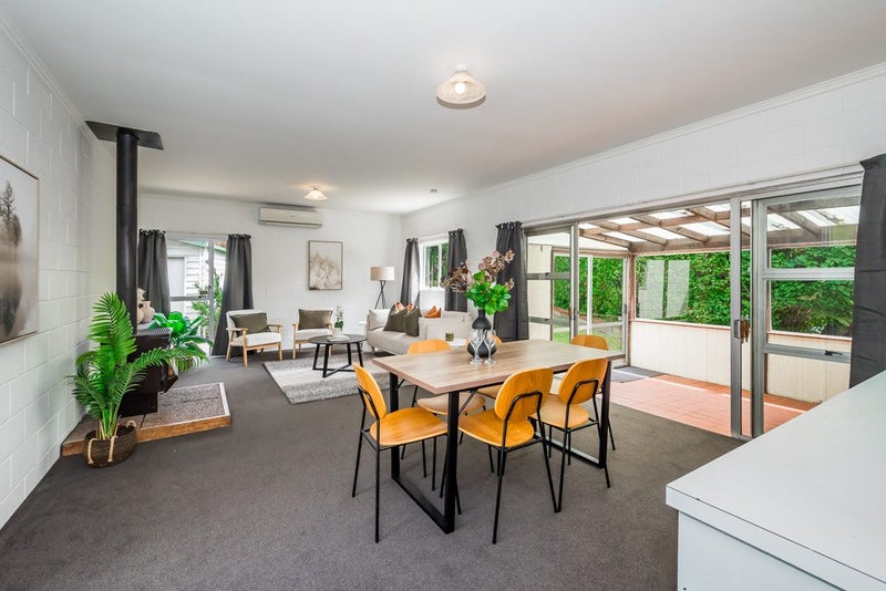 Delightful on Dale!64305497727617113