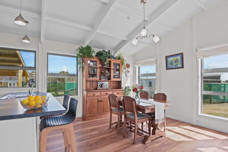 Productive lifestyle with views64305794623105114